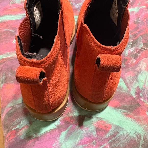 Sorel Bold Orange Suede Boots - Picture 3 of 4